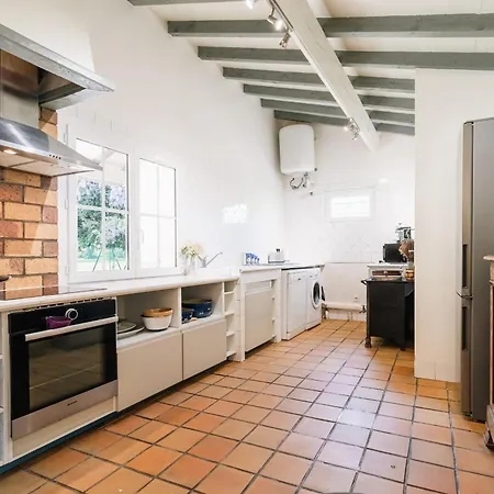 Douceur Girondine Holiday home Saint-Selve